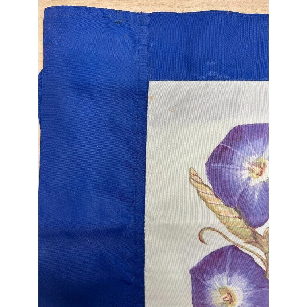 Vintage 2000 Wegner Summer Birds At The Birdbath Flag 42